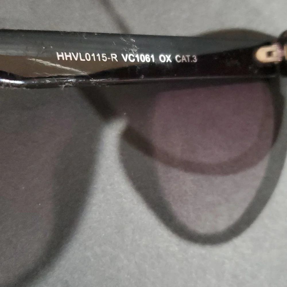 Vince Camuto vc1061 black and Gray multi fade lens sunglasses new‎